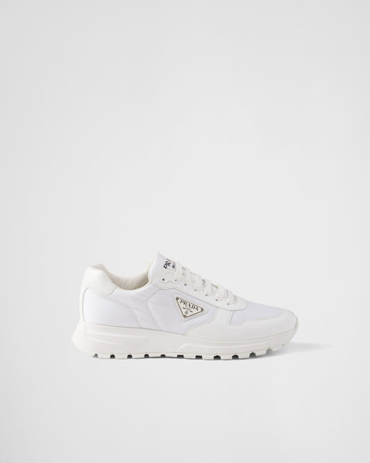 Basket Prada Blanc en cuir brossé