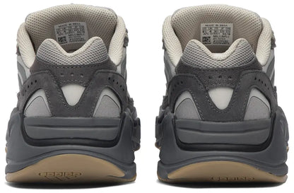 Yeezy  Boost 700 V2 Wave Runner Tephra