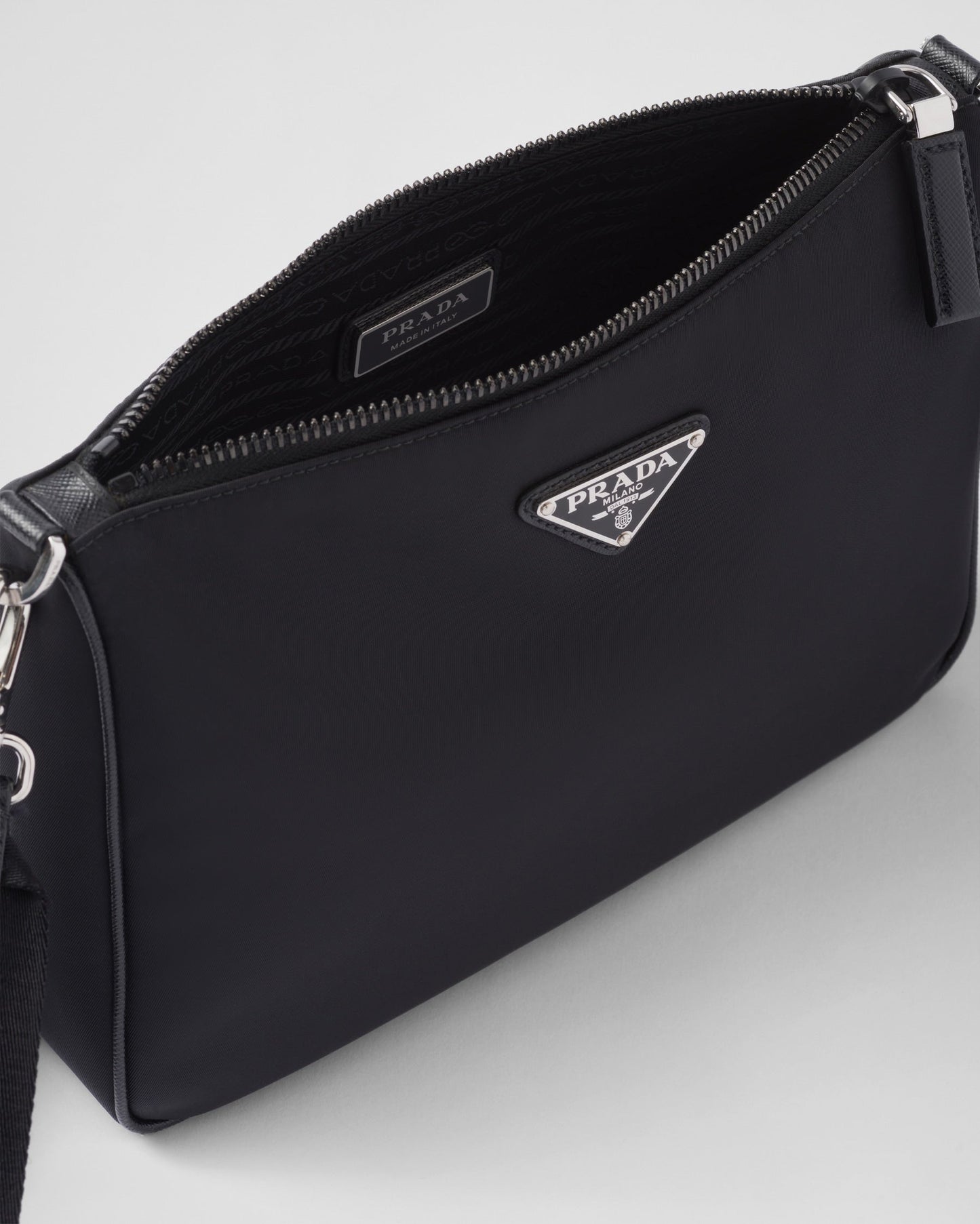 Sac porté épaule en Re-Nylon et cuir Saffiano